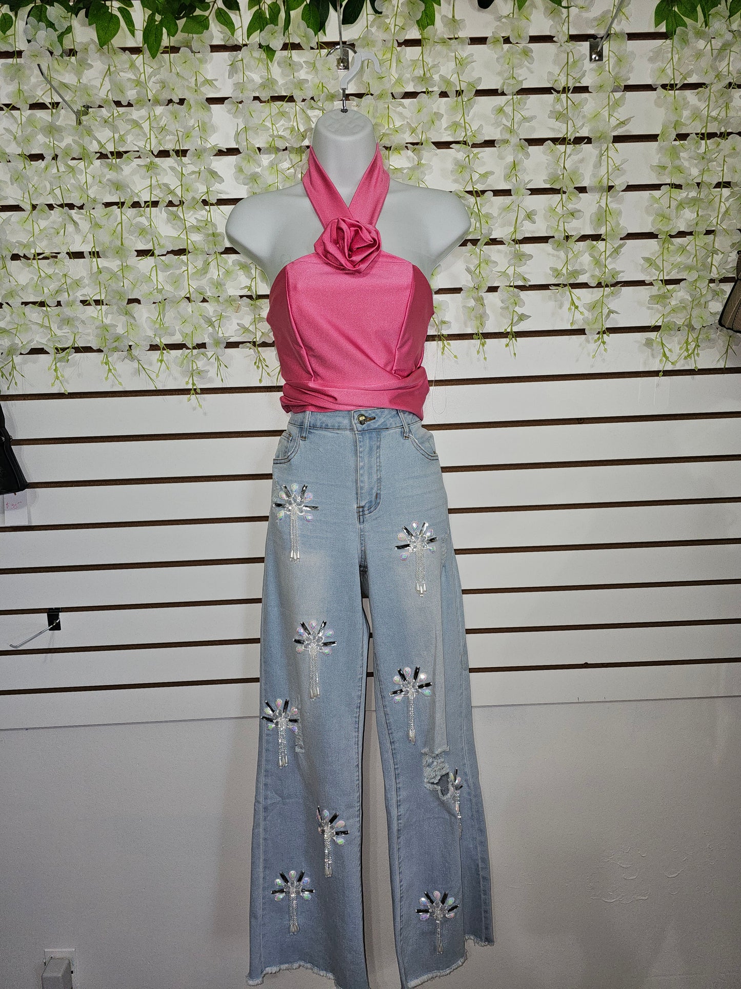 Rossita sleeveless stretch top with front flower #28