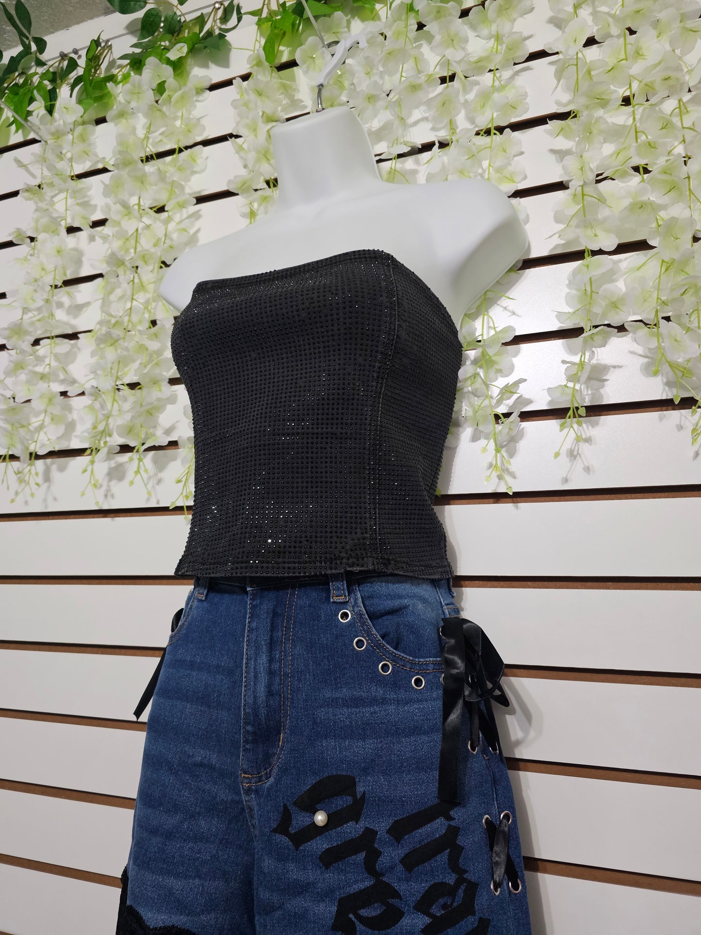 LADIES TOP BLACK RHINESTONE STRAPLESS #A