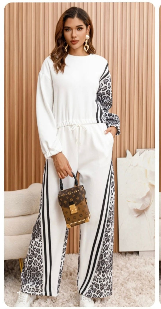 Lina Animal Print gray Pants