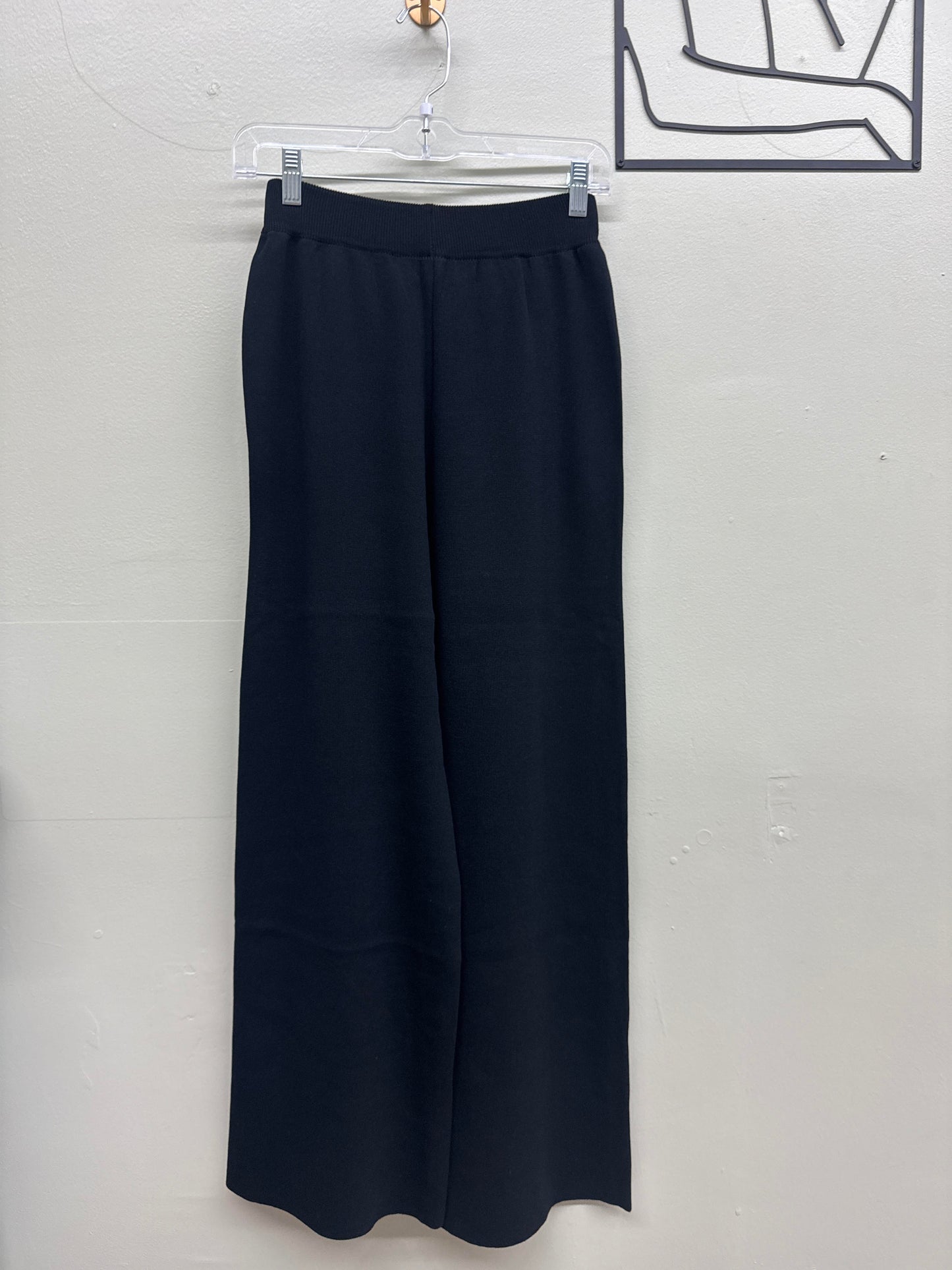 Black Knit relax pants