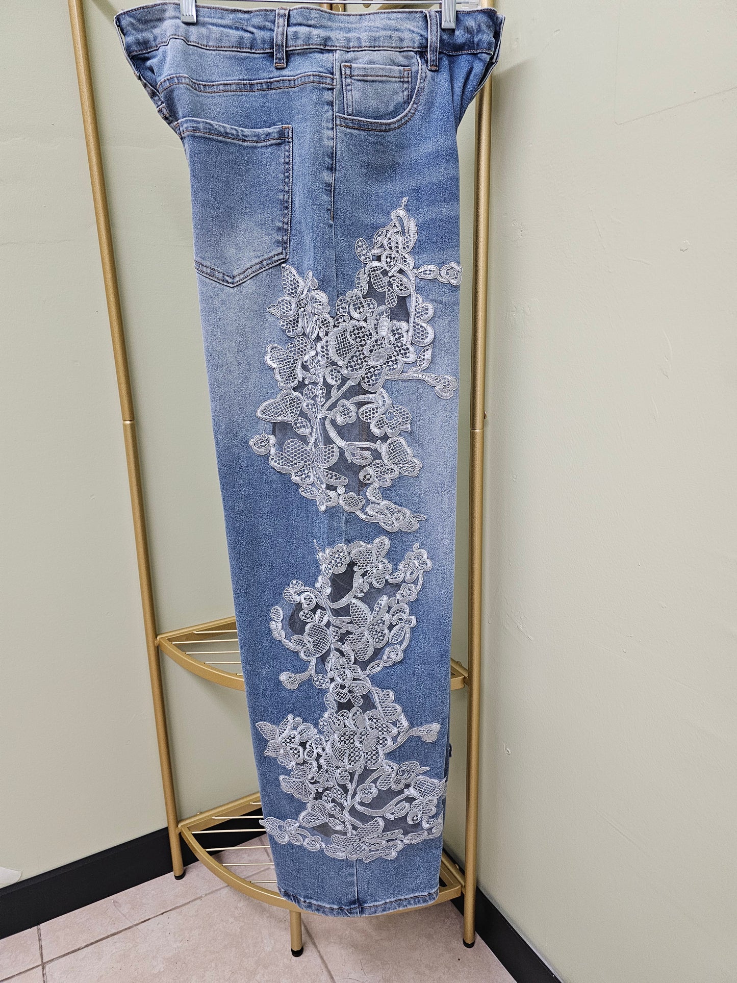 JAONNA LACE PLUS WOMEN JEAND # T