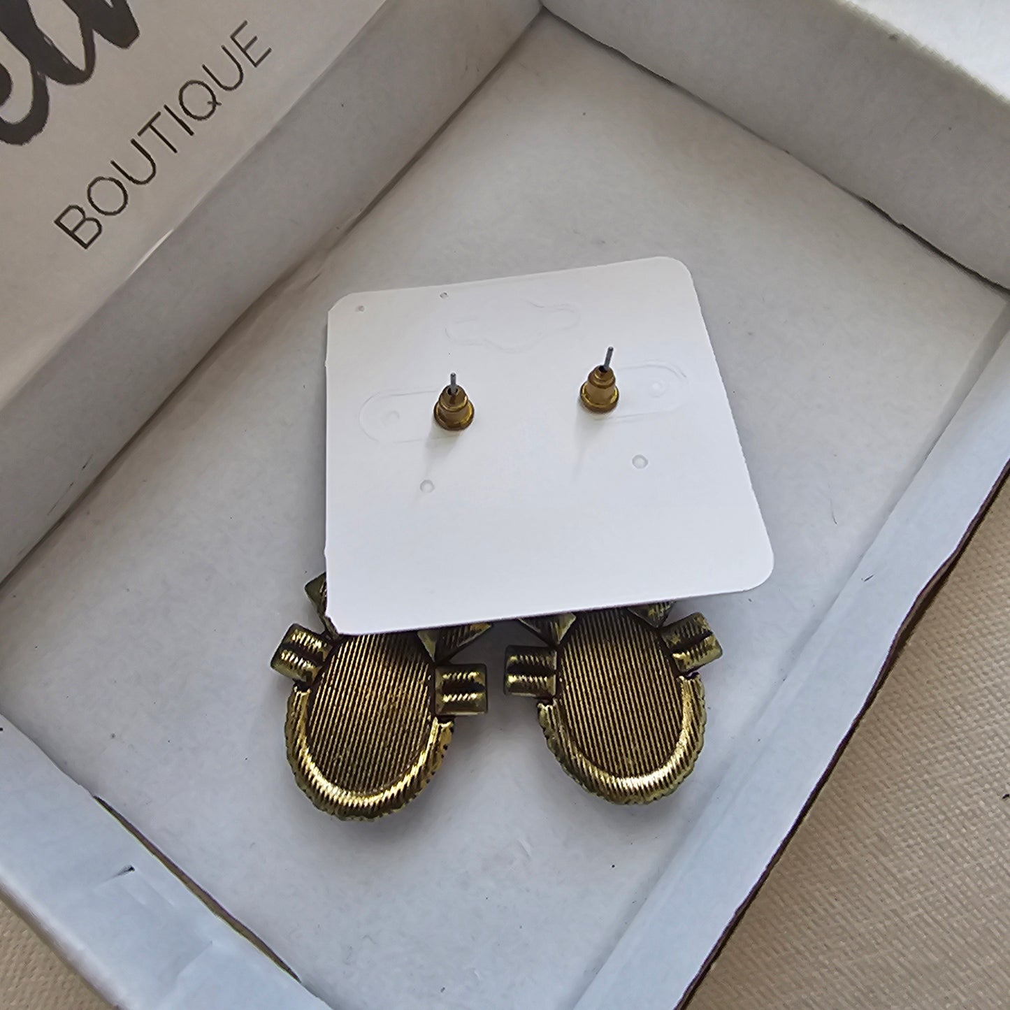 Perry brown earrings