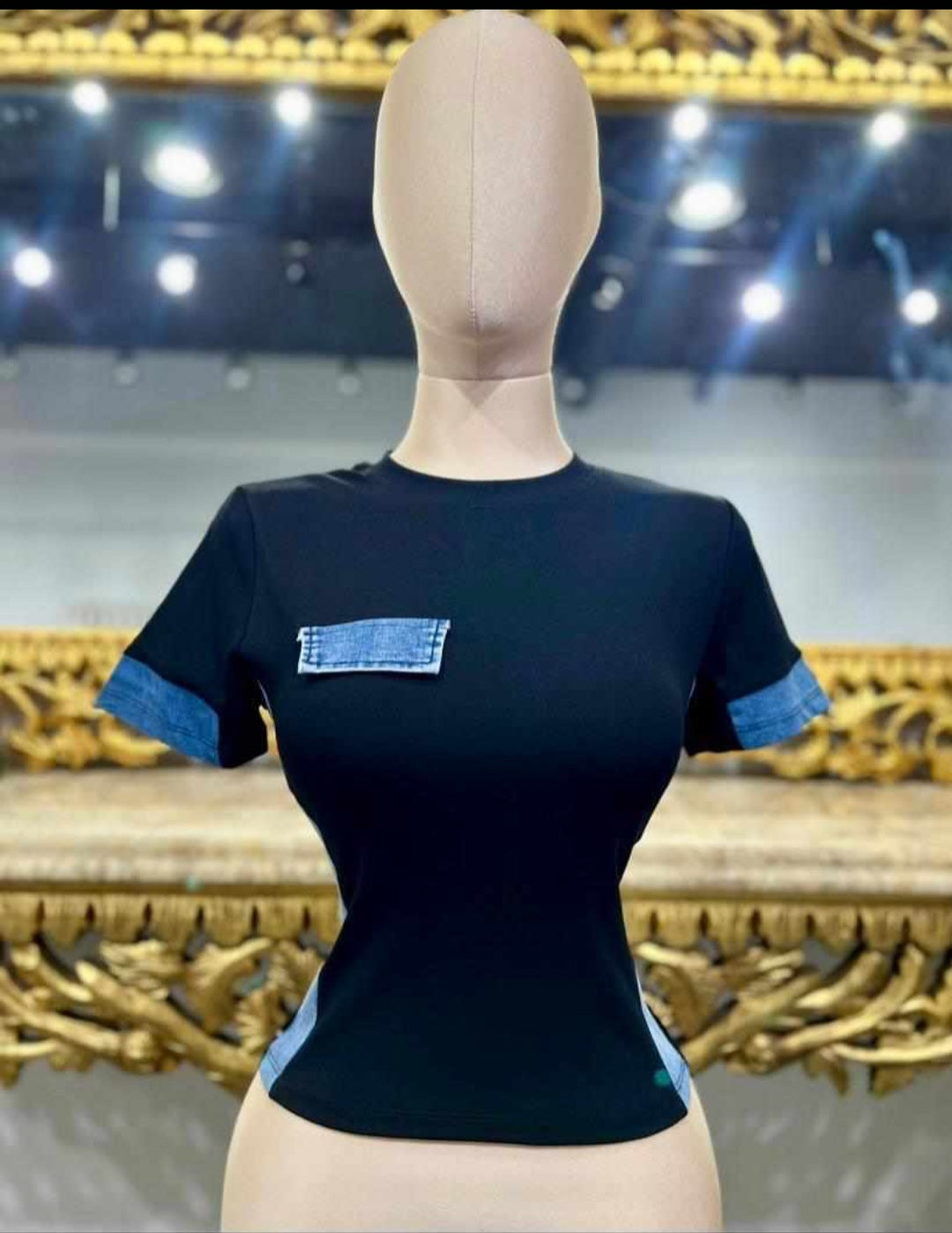 Blueberry Blouse T-shirt Denim detailed #A