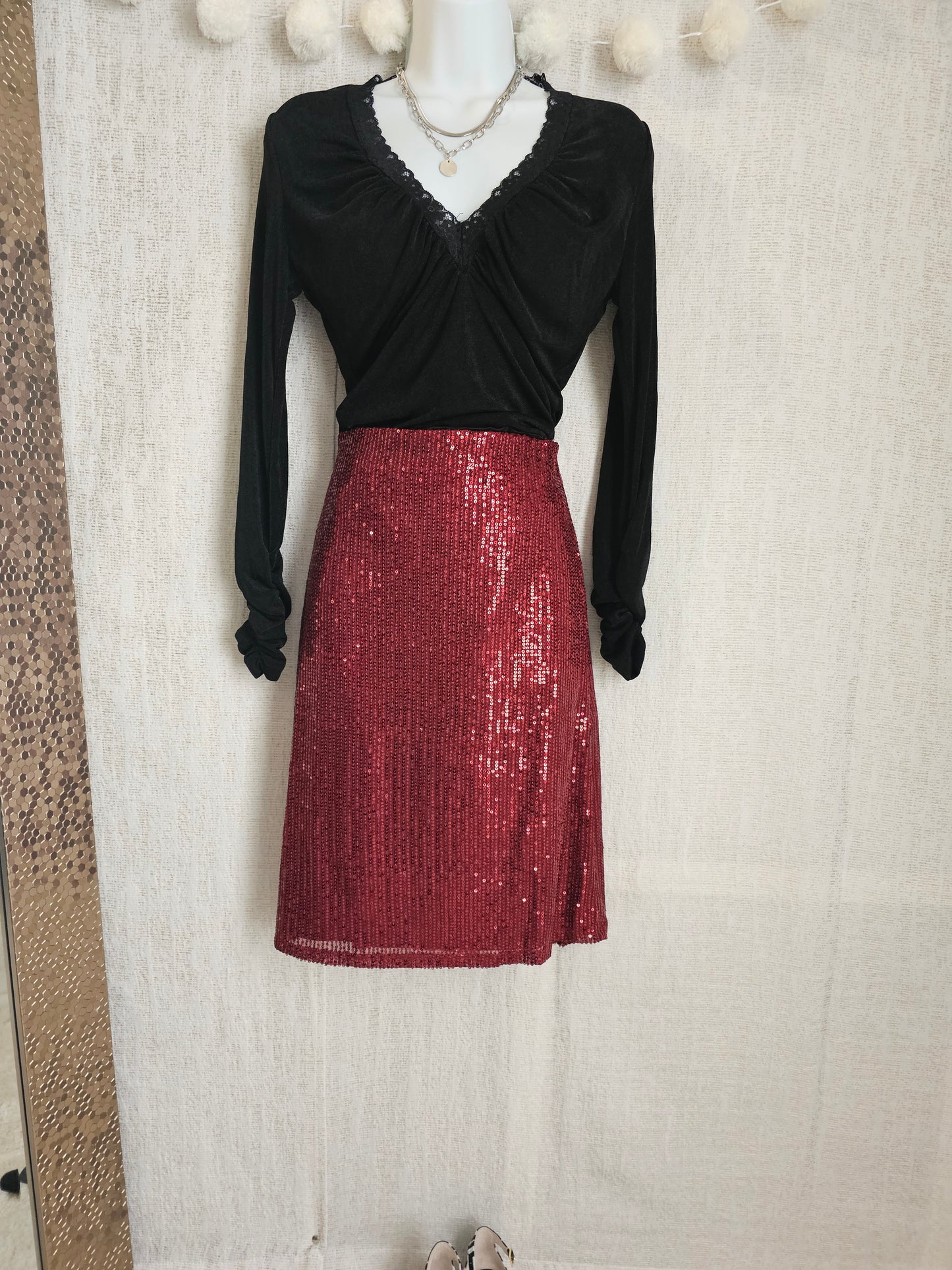 Red Skirts Sequin/ Falda de lentejuelas #B