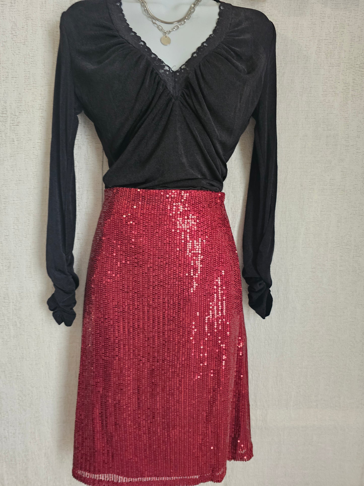 Red Skirts Sequin/ Falda de lentejuelas #B