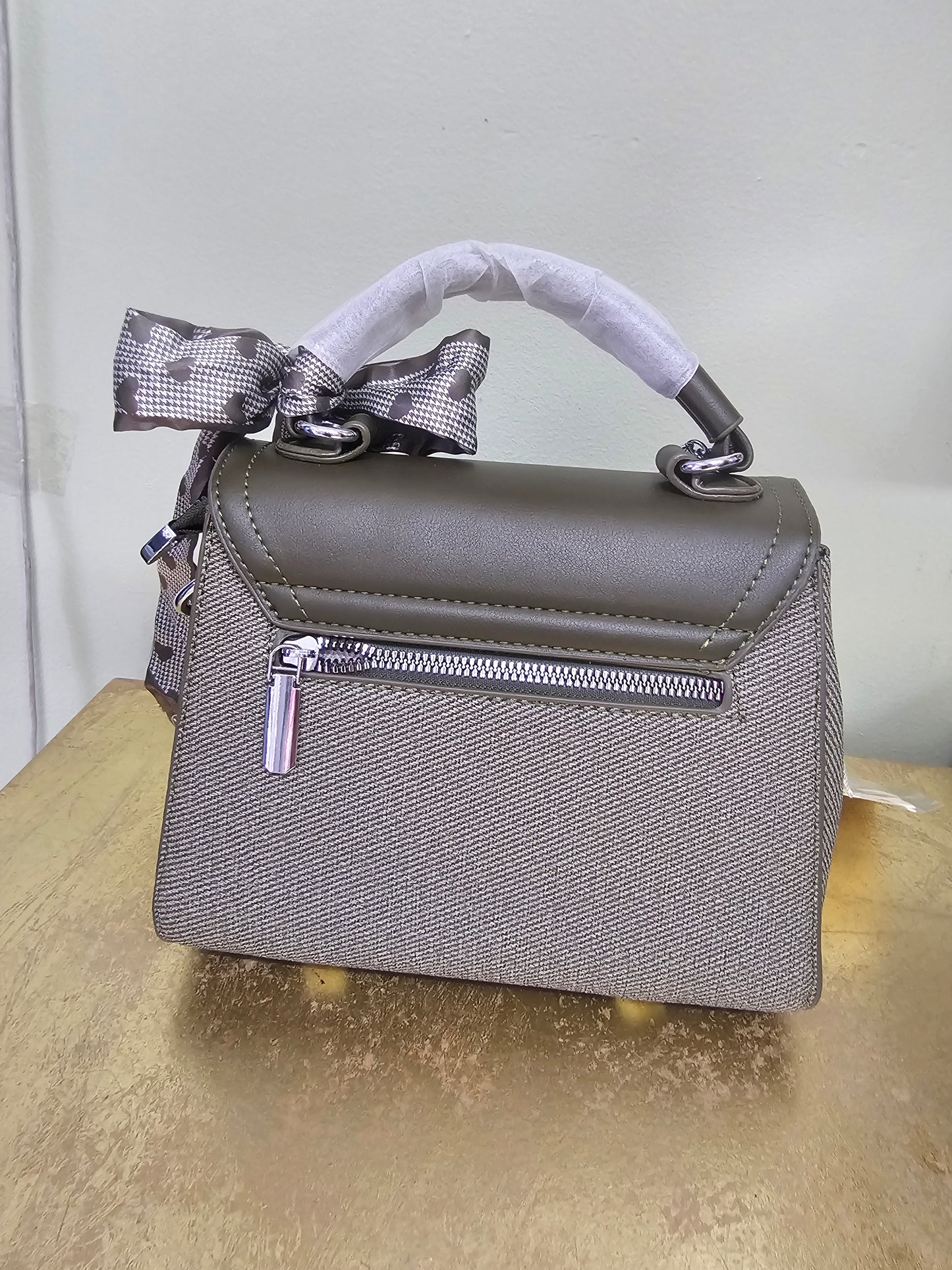 Jen mini bag in two colors