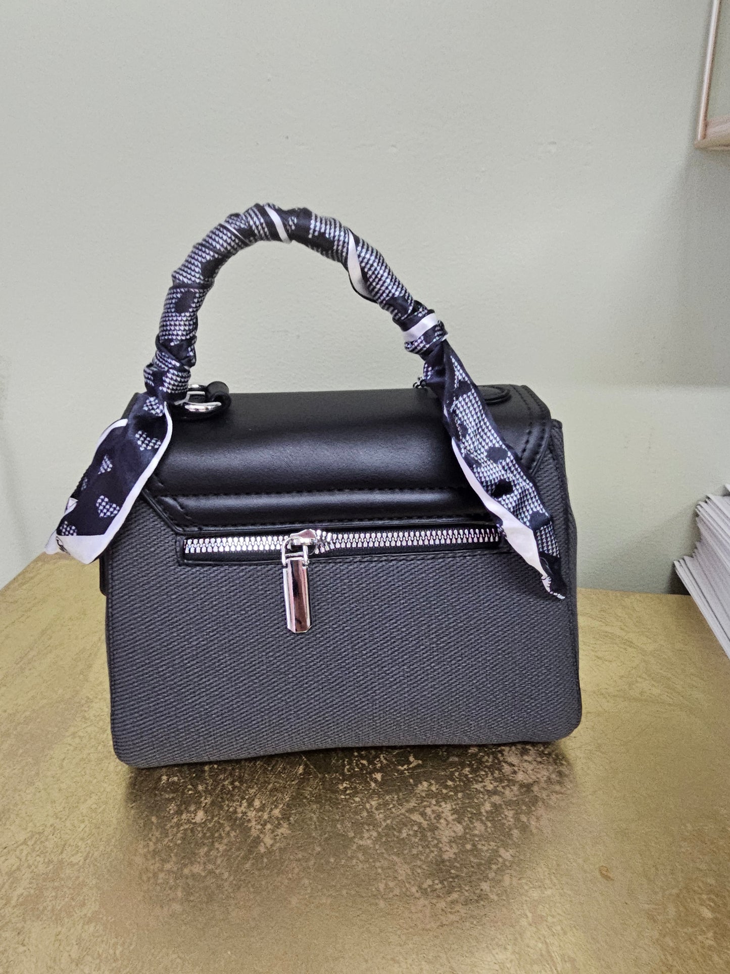 Jen mini bag in two colors
