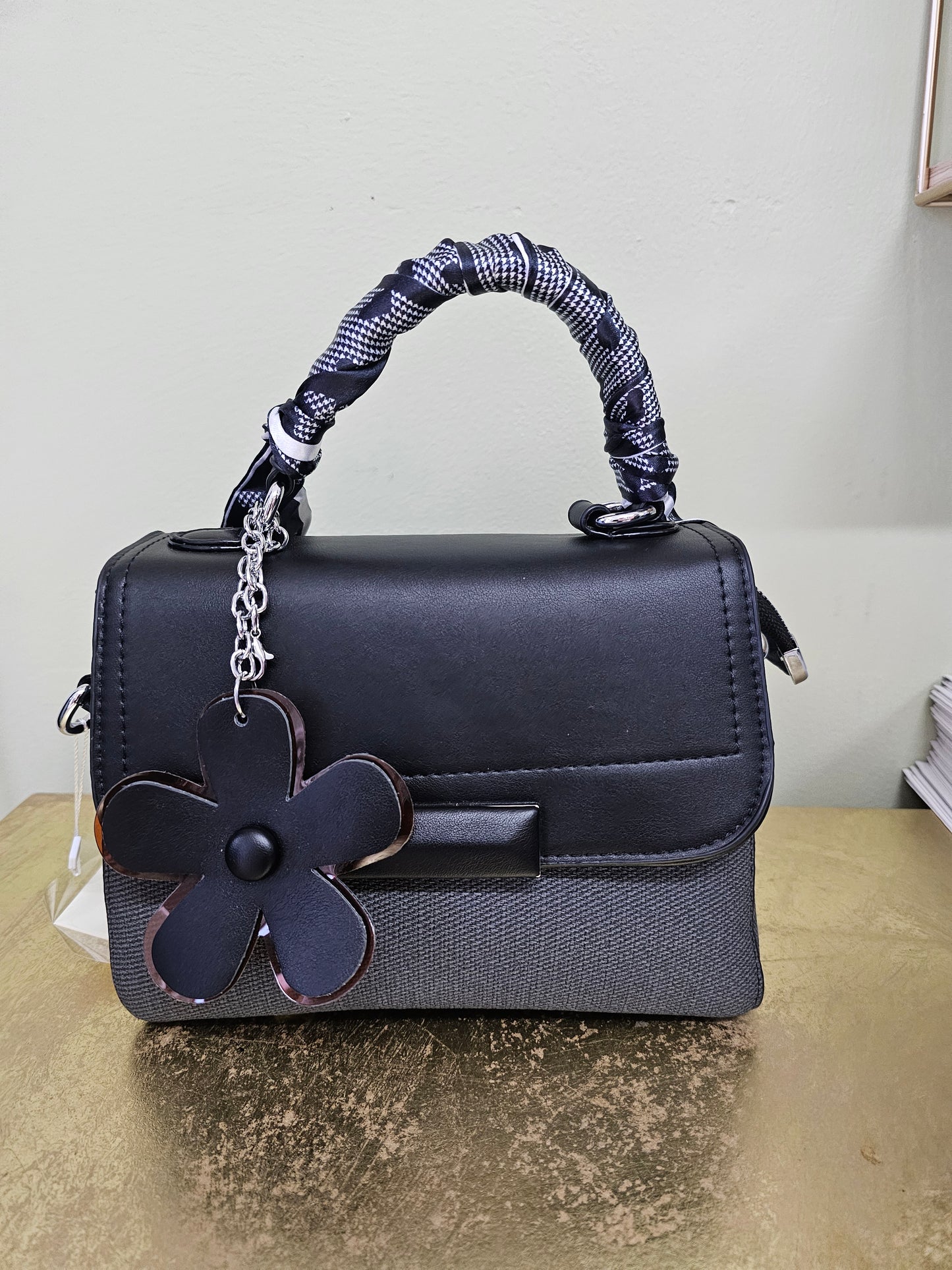 Jen mini bag in two colors