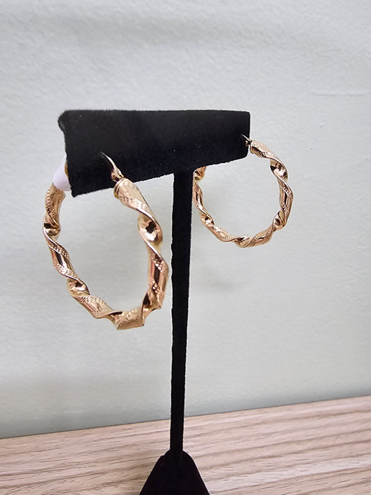 14k Gold Twisting Hoop Earrings #9